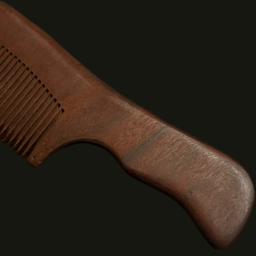 Medium Tooth Red Sandalwood Comb
